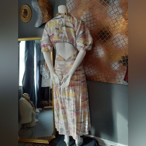 Moon River Viscose Blend Voluminous Maxi Dress - Picture 15 of 16